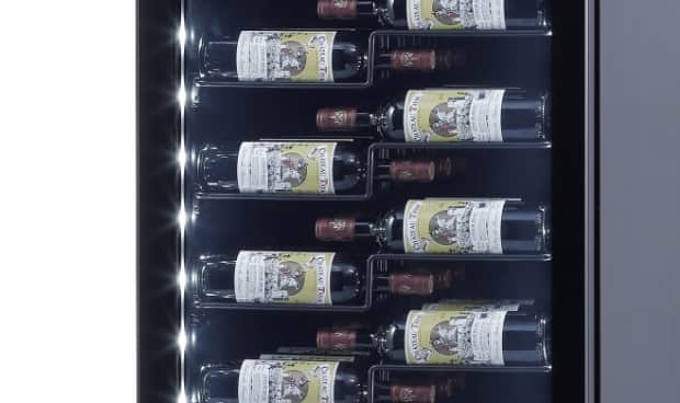 ラベルが⾒える